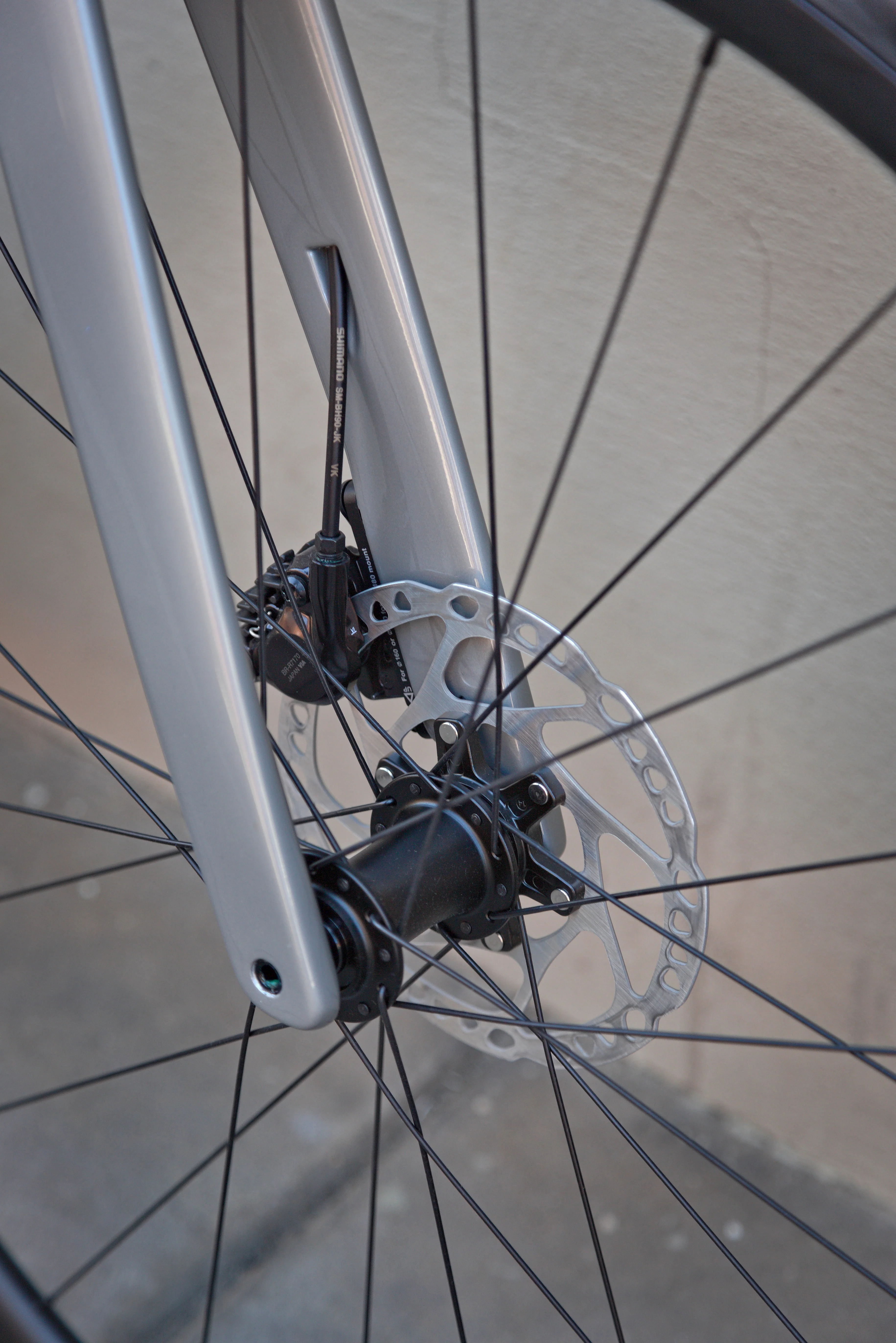 Focus Paralane 8.7 - White & Silver - Image 8
